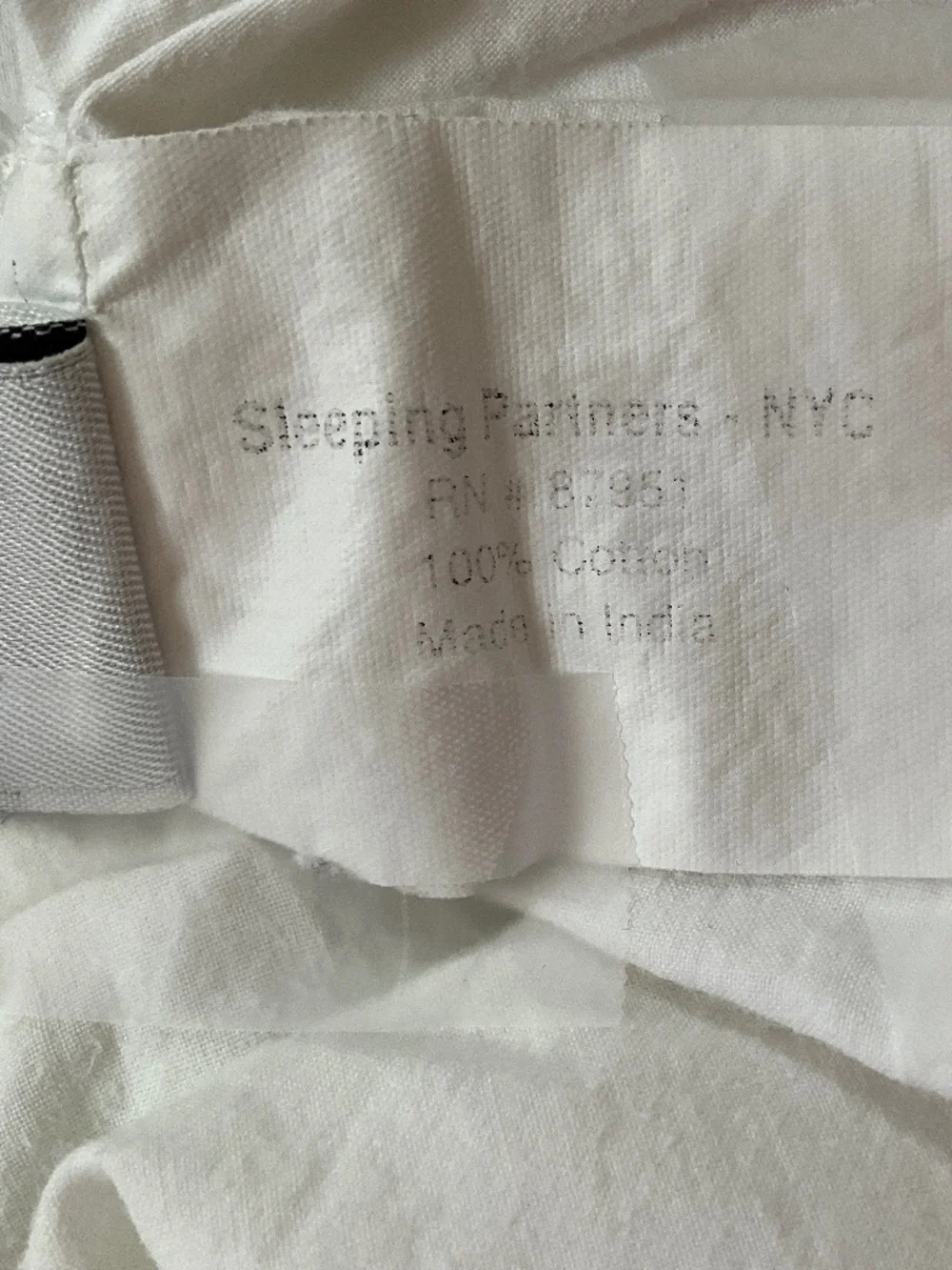 SLEEPING PARTNERS Vintage Embroidered Pillowcases Pair White